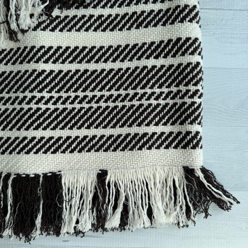 W by Worth Striped Woven Black and White Fringe Skirt X0 - Picture 3 of 7